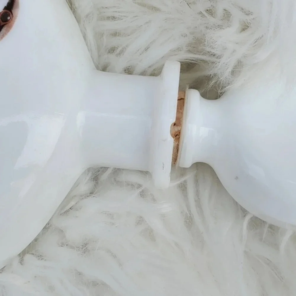 Vintage Arthur Singer Milk Glass Bird‎ Decanters